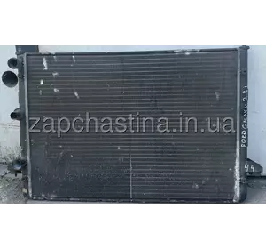 Радиатор охолодження Ford Galaxy 2.8